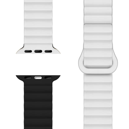 NALIA Core Armband für Apple Watch SE/10/9/8/7/6/5/4/3/2/1, Gehäusegröße 38/40/41/42mm, Atmungsaktives Silikon Magnet Loop Sportarmband mit Rillen Design Schneeweiss NALIA Silikon Armband