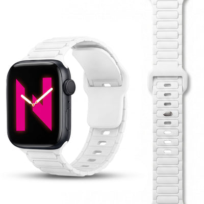 NALIA Pulse Silikon Armband kompatibel mit Apple Watch Armband iWatch Series SE/10/9/8/7/6/5/4/3/2/1, 38/40/41/42mm, 3D Textur Sportarmband mit Steck-Pin Verschluss Polarweiß NALIA Silikon Armband